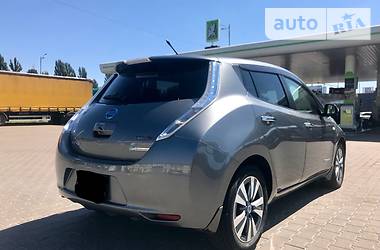 Хэтчбек Nissan Leaf 2013 в Житомире