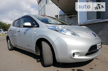 Хэтчбек Nissan Leaf 2011 в Тернополе