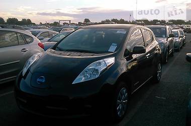 Хэтчбек Nissan Leaf 2015 в Одессе