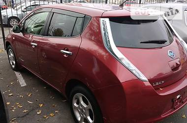 Хэтчбек Nissan Leaf 2011 в Киеве