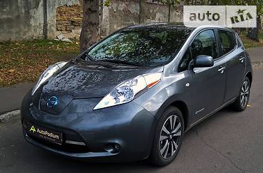 Хэтчбек Nissan Leaf 2016 в Николаеве