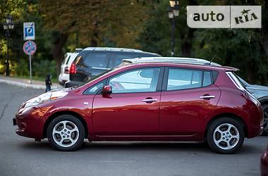 Хэтчбек Nissan Leaf 2013 в Харькове