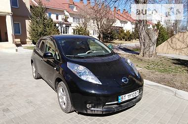 Хетчбек Nissan Leaf 2011 в Одесі