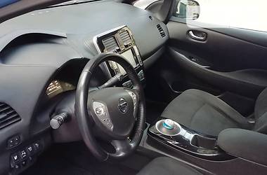 Седан Nissan Leaf 2013 в Києві