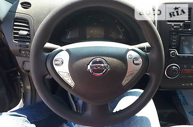 Хетчбек Nissan Leaf 2015 в Києві