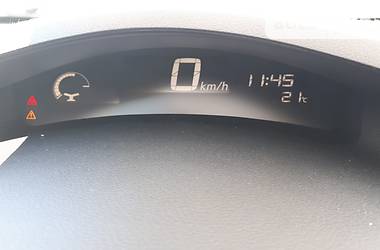 Хетчбек Nissan Leaf 2015 в 