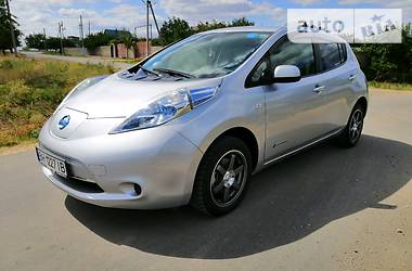 Хэтчбек Nissan Leaf 2011 в Одессе