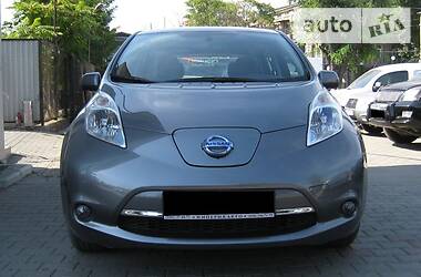 Хэтчбек Nissan Leaf 2015 в Одессе