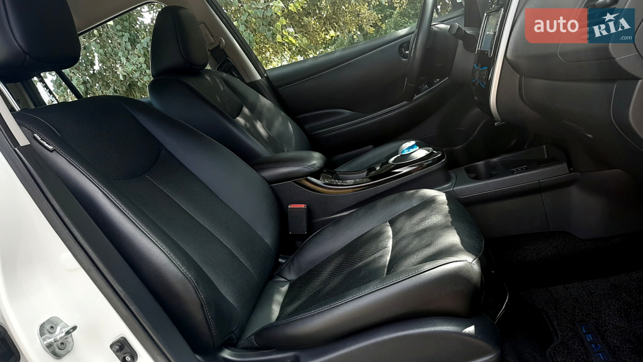 2014 Nissan Leaf - мініатюра 24