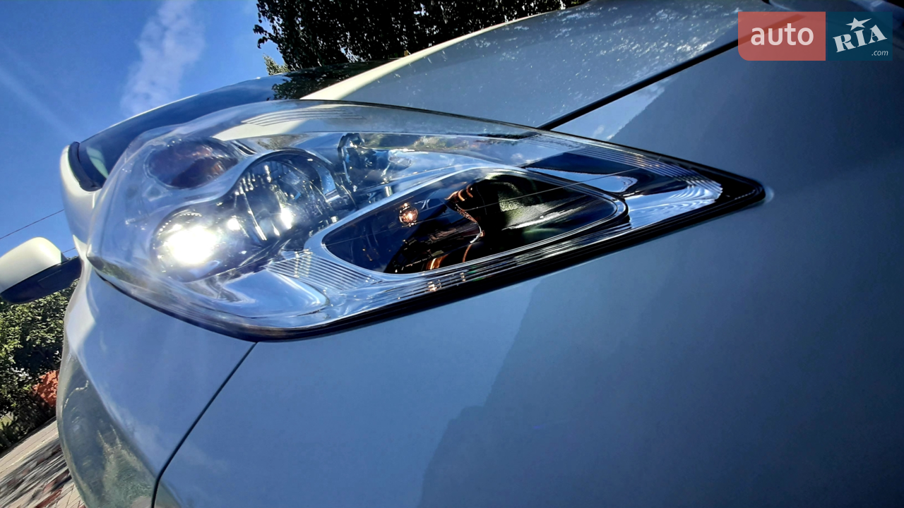2014 Nissan Leaf - мініатюра 34