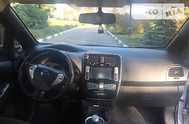 Хэтчбек Nissan Leaf 2013 в Сумах