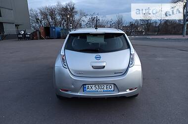 Хэтчбек Nissan Leaf 2013 в Киеве