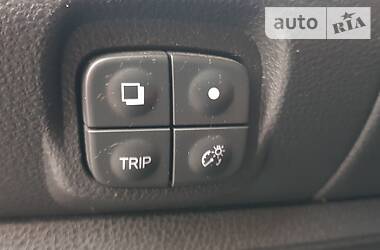 Хетчбек Nissan Leaf 2013 в 