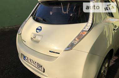 Хэтчбек Nissan Leaf 2012 в Черновцах