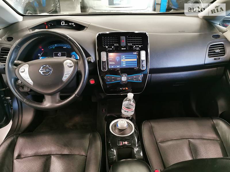 Хетчбек Nissan Leaf 2014 в Одесі