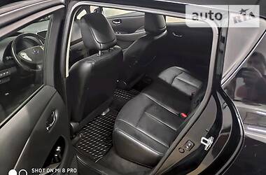 Хетчбек Nissan Leaf 2013 в 