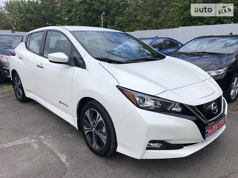 Хетчбек Nissan Leaf 2018 в Одесі