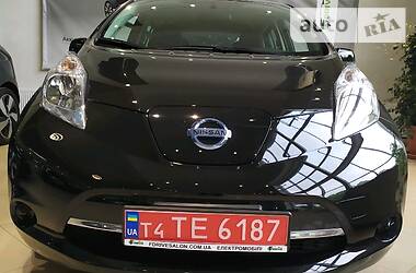 Седан Nissan Leaf 2016 в Киеве
