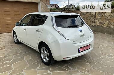 Хэтчбек Nissan Leaf 2017 в Ровно