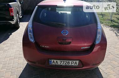 Хэтчбек Nissan Leaf 2014 в Киеве