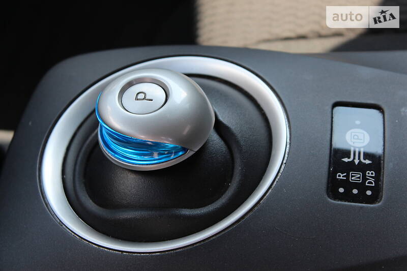 Хетчбек Nissan Leaf 2016 в Києві