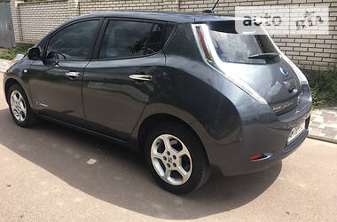 Хэтчбек Nissan Leaf 2013 в Житомире