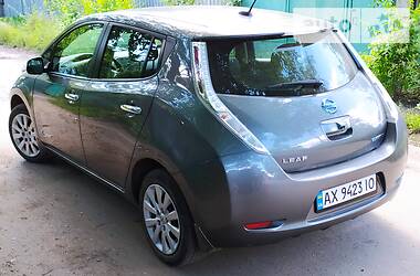 Хетчбек Nissan Leaf 2017 в 