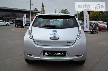 Хетчбек Nissan Leaf 2015 в Харкові