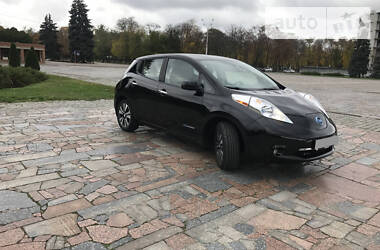 Хэтчбек Nissan Leaf 2014 в Кременчуге