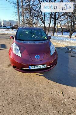 Хэтчбек Nissan Leaf 2016 в Одессе