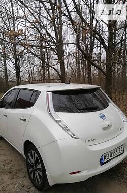 Хэтчбек Nissan Leaf 2014 в Виннице