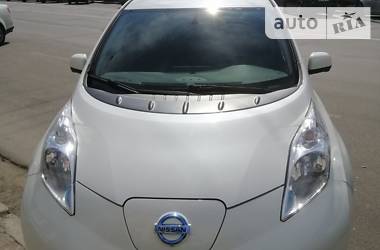 Хэтчбек Nissan Leaf 2014 в Виннице