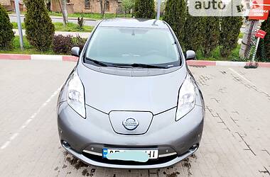 Хэтчбек Nissan Leaf 2014 в Виннице