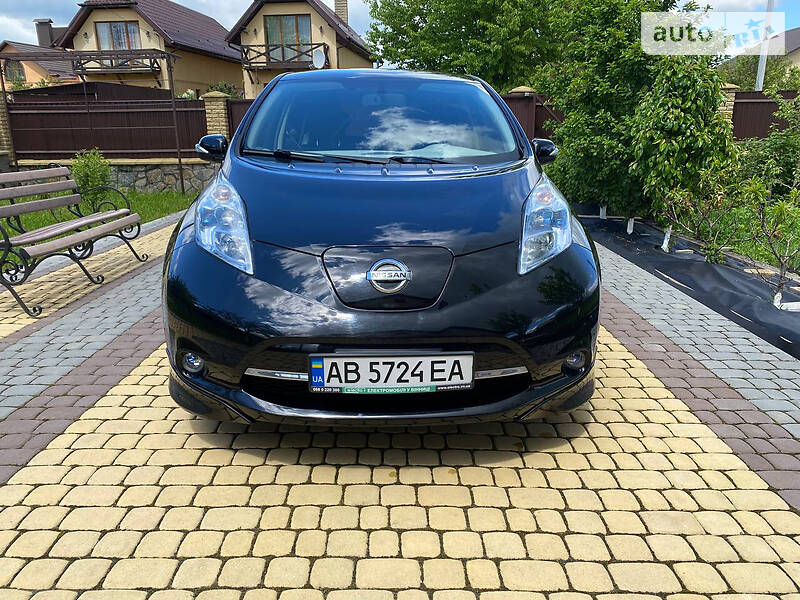 Ліфтбек Nissan Leaf 2011 в Вінниці