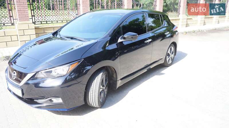 Хэтчбек Nissan Leaf 2020 в Одессе