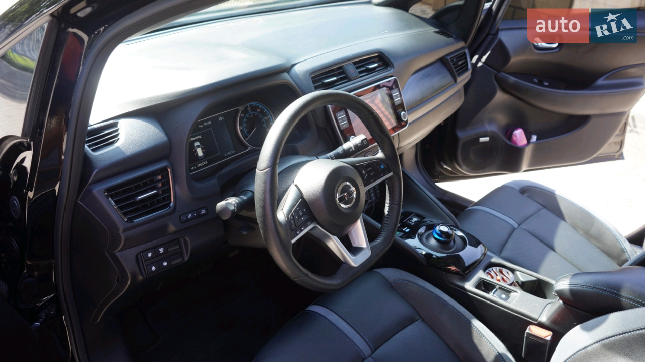 2020 Nissan Leaf - мініатюра 13