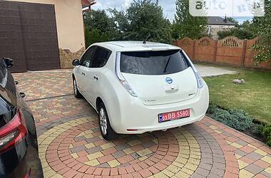 Хэтчбек Nissan Leaf 2012 в Ровно