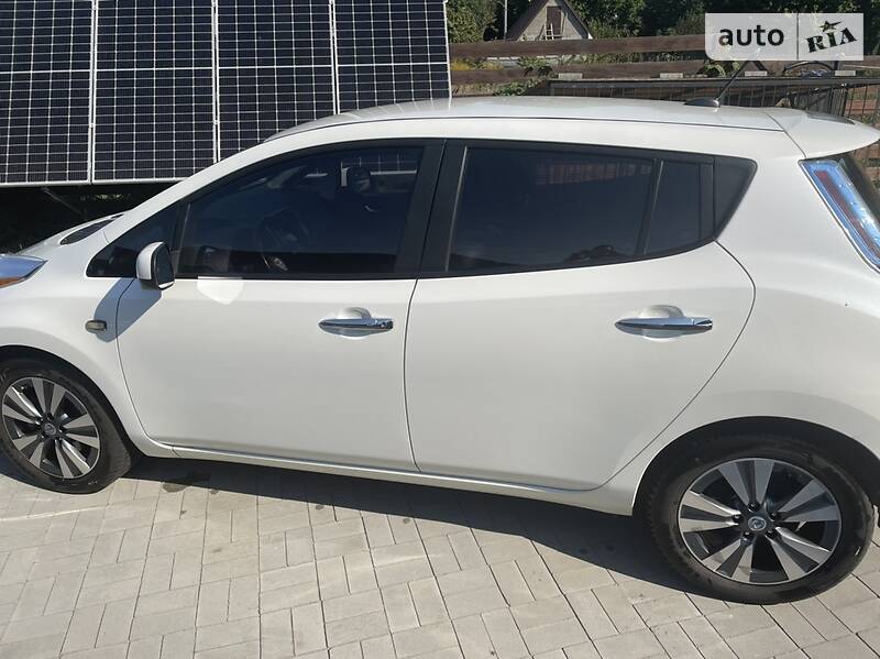 Хэтчбек Nissan Leaf 2014 в Киеве фото 4 Хэтчбек Nissan Leaf 2014 в Киеве