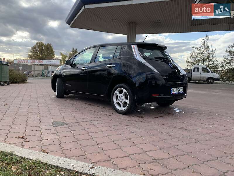 Хэтчбек Nissan Leaf 2014 в Тернополе