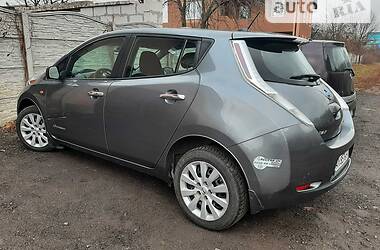 Хэтчбек Nissan Leaf 2015 в Харькове