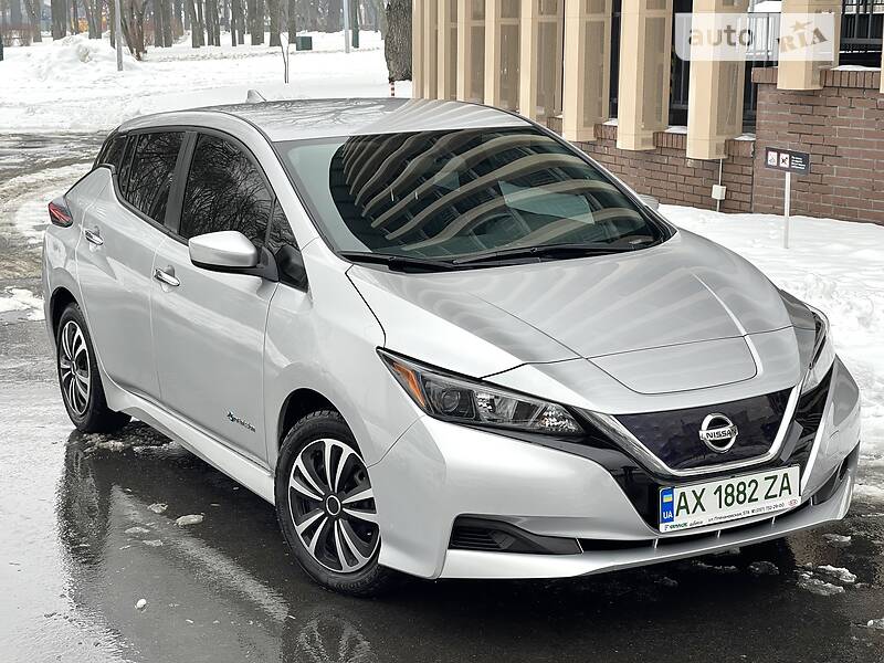 Хэтчбек Nissan Leaf 2018 в Харькове