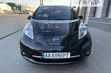 Хэтчбек Nissan Leaf 2013 в Ровно