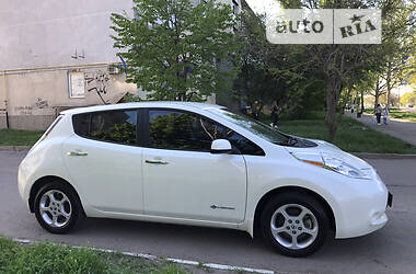 Хэтчбек Nissan Leaf 2014 в Одессе