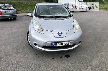 Хэтчбек Nissan Leaf 2011 в Виннице