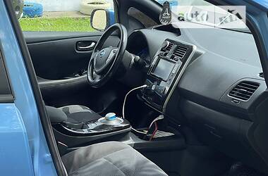 Хэтчбек Nissan Leaf 2013 в Полтаве