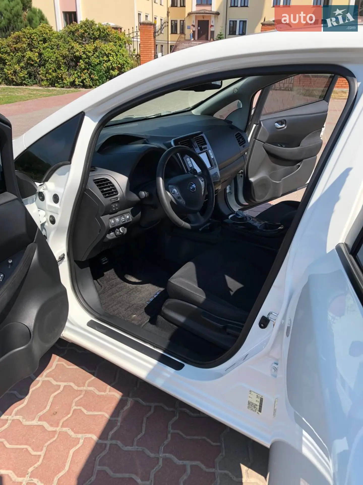 2015 Nissan Leaf - мініатюра 13