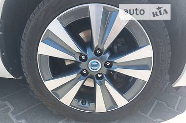 Хетчбек Nissan Leaf 2014 в Тернополі