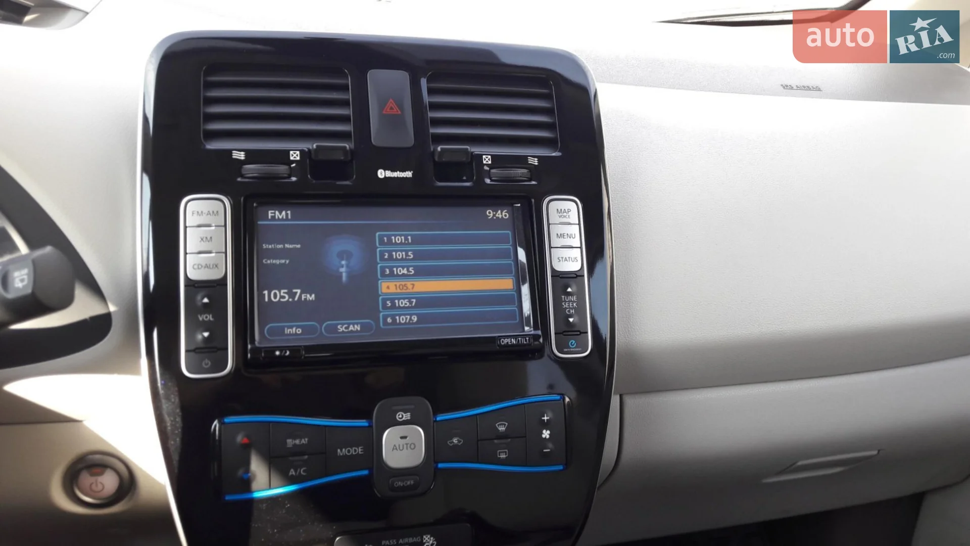 2014 Nissan Leaf - мініатюра 23