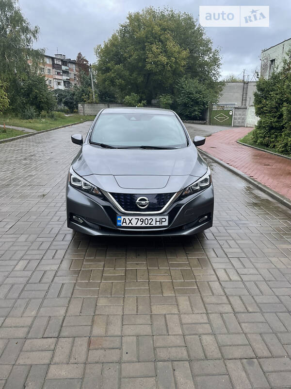 Хетчбек Nissan Leaf 2018 в Харкові