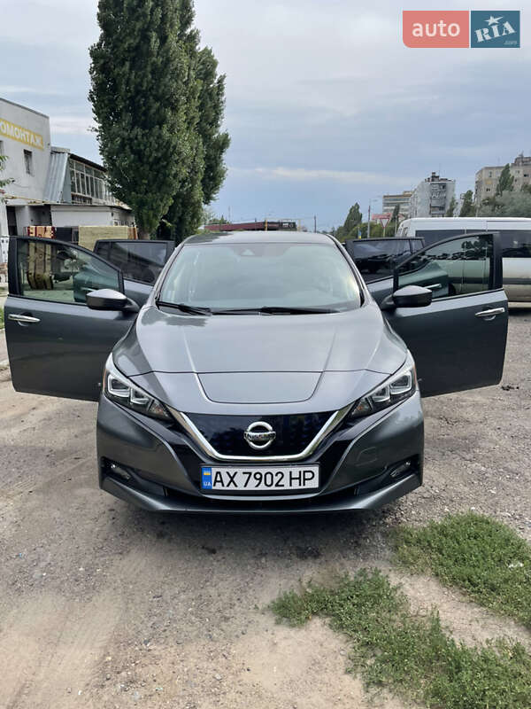 Хэтчбек Nissan Leaf 2018 в Харькове фото 8 Хэтчбек Nissan Leaf 2018 в Харькове